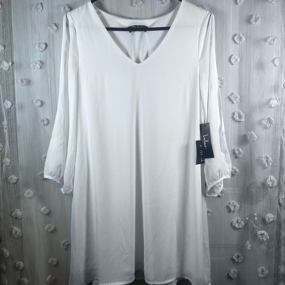 NWT Lulu's Women’s White Cold Shoulder Mini Second Look Dress Size Small
